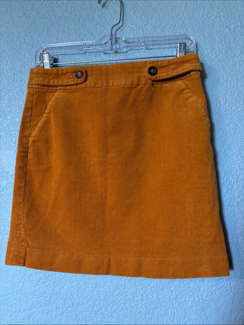 Banana Republic Corduroy Mini Skirt in Mustard Yellow, size 4 - like new